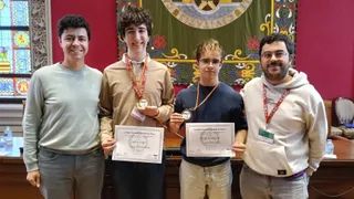 Éxito de la delegación de la USAL en la XXXVII Olimpiada Nacional de Física | Comunicación Universidad de Salamanca