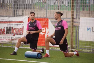 Nespral, junto a Mario Gómez | FOTO SALAMANCA24HORAS.COM