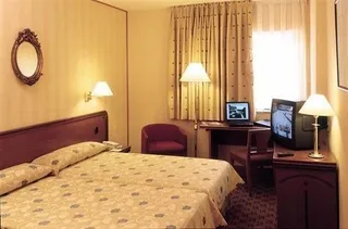El precio medio de los hoteles desciende en agosto