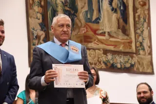 Clausura y graduación de los alumnos del Programa Interuniversitario de la Experiencia en la USAL