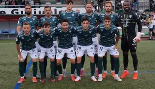 Once inicial del Guijuelo durante la pretemporada anterior | FOTO SALAMANCA24HORAS.COM