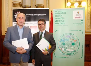 Ayuntamiento e Iberdrola firman un convenio para optimizar y extender la red de puntos de recarga