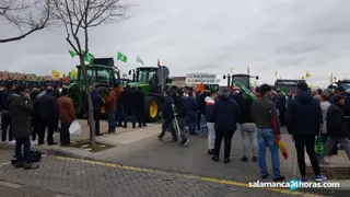 Tractorada