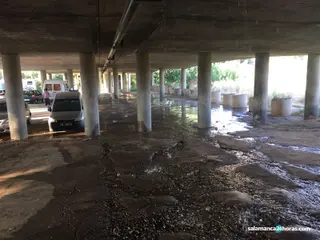 Reventón en el puente de Salas Bajas (3)