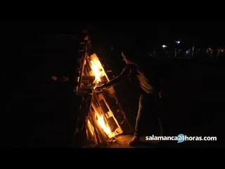 Hoguera de San Juan 2019 en Carbajosa
