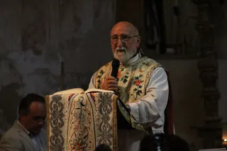Solemne Misa en la iglesia del Robledo de Sequeros, procesión y ofertorio (47)