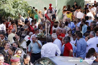 Procesion y ofertorio en Villanueva del Conde 58