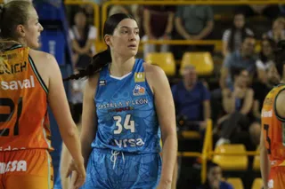 Perfumerías Avenida - Valencia Basket