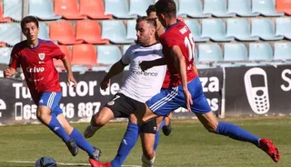 Carmona, en el duelo ante el Bergantiños / FOTO SALAMANCA24HORAS.COM