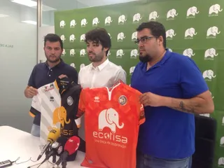 Javi Navas: “Todo lo que rodea a Unionistas es superior a Tercera División”