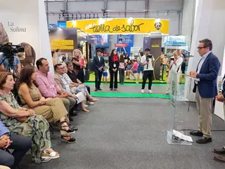 El rector durante el acto en Salamaq