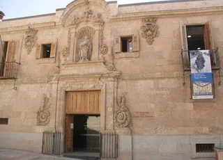 Convocadas dos becas de archivística para el Centro de la Memoria Histórica