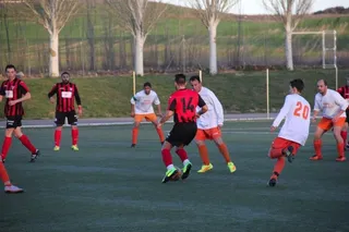 FÚTBOL MODESTO: CHARRO 1-2 ABRIL