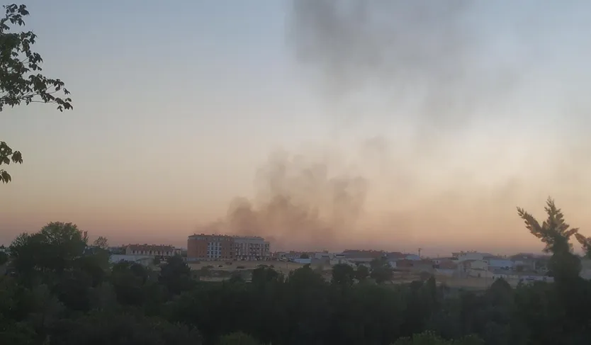 vista del incendio desde el barrio de san lazaro Zamora