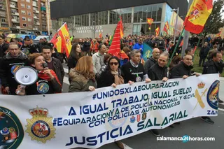 JOTA0448