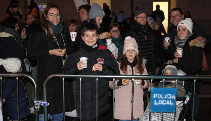 Ambiente en la Cabalgata de Reyes Magos en Salamanca