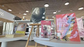 Biblioteca municipal Carmen Martín Gaite