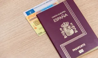 Pasaporte y DNI