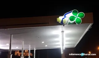 Un varón atraca a punta de pistola una gasolinera del Arrabal; la Policía investiga su relación con el intento de asalto al McDonalds de la carretera de Madrid