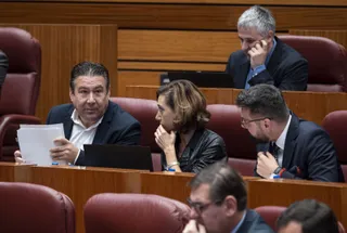 Los procuradores de UPL, en el pleno de las Cortes de este miércoles