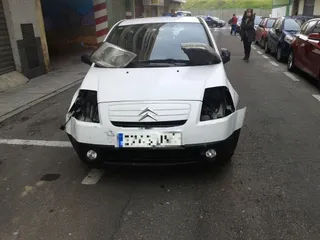 Accidente de tráfico en la calle Hernán Cortes