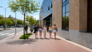 Estudiantes de la USAL por el campus