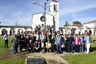 Habitantes de los pueblos de colonización del área de Machacón se encuentran hoy de visita a los núcleos de Águeda, Sanjuanejo, Ivanrey, arrabal de San Sebastián y Conejera