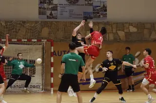 Partido Balonmano Salamanca-BM Arroyo 