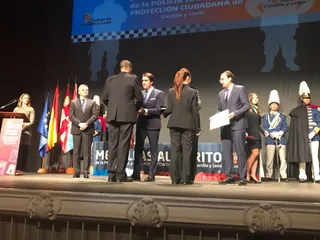 MedallasalMritoPolicaLocal2