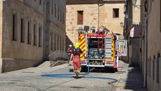 Incendio en una cocina en una vivienda de la zona de la biblioteca Abraham Zacut
