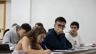 Alumnos realizando exámenes de la PAU | Comunicación Universidad de Salamanca