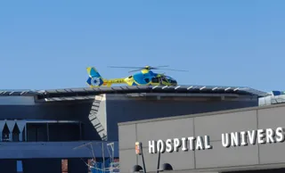 Helicóptero del Sacyl en el hospital de Salamanca. Archivo