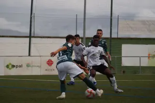 Imagen del partido entre Guijuelo y Salamanca CF UDS de Copa RFEF / FOTO SALAMANCA24HORAS.COM