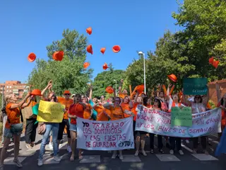 Los Técnicos de Atención Directa del CAPDI La Salle salen a la calle para denunciar su situación laboral