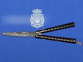 Navaja utilizada por el detenido
