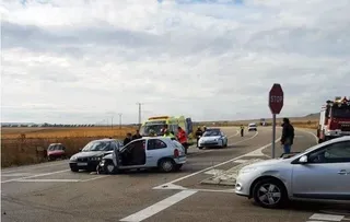 Fallece el conductor de un turismo en un accidente en el cruce de Torres del Carrizal