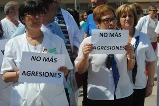 Concentración contra las agresiones a profesionales sanitarios