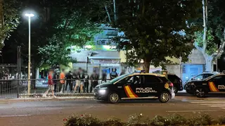 Imagen de archivo de coches patrulla de Policía Nacional en el parque de la Alamedilla