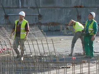 Albañiles, obreros, construccion, obras