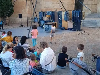 'Nüshu', en el Patio Chico. Festival de Artes de Calle