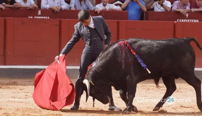 Clase magistral taurina por San Juan de Sahagún en Salamanca: imágenes del festejo