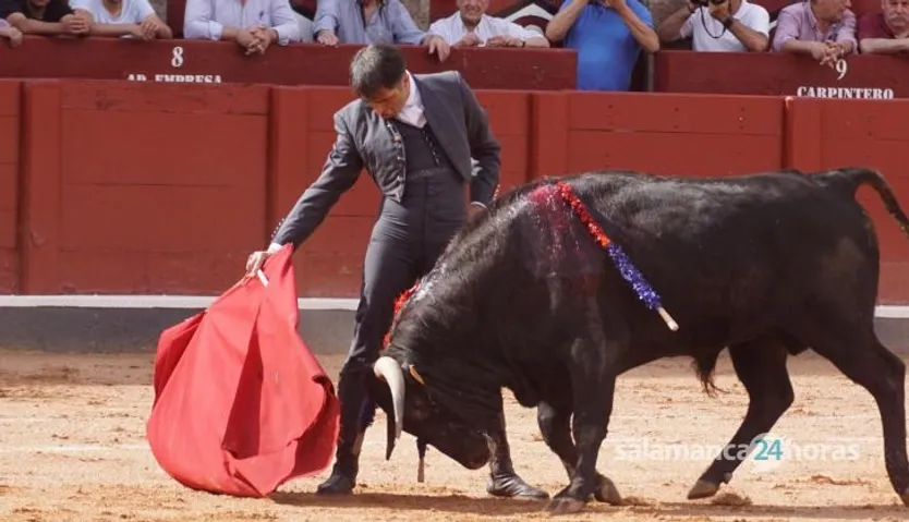 Clase magistral taurina por San Juan de Sahagún en Salamanca: imágenes del festejo