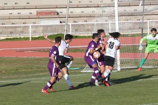 Imagen del choque entre Salamanca CF UDS B y Palencia / FOTO SALAMANCA24HORAS.COM