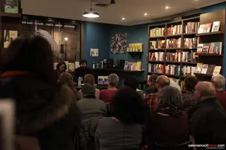 Marta Sanz presenta en Salamanca su premiada novela 'Farándula'