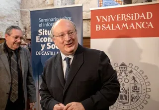 El presidente del CES, Enrique Cabero. Foto de archivo