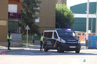 Control Policía Nacional en el barrio de San José