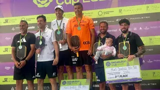 Salamanca brilla en la Reballution Cup 2026 de pickleball: bronce para Ángel Trigo y Alberto López