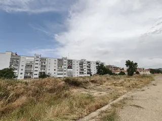 Parte junto a las vías del tren del tren del paseo de la Estación donde se ejecutarán las obras