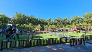 Plaza de Burgos juegos infantiles