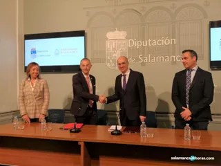 Firma convenio usal Diputación (1)